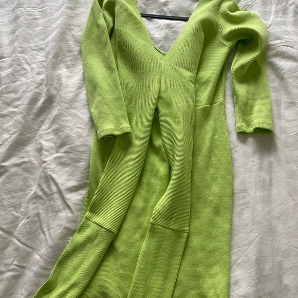 The Line by K Saloma wrap dress in lime/ green S - Picture 3 of 5